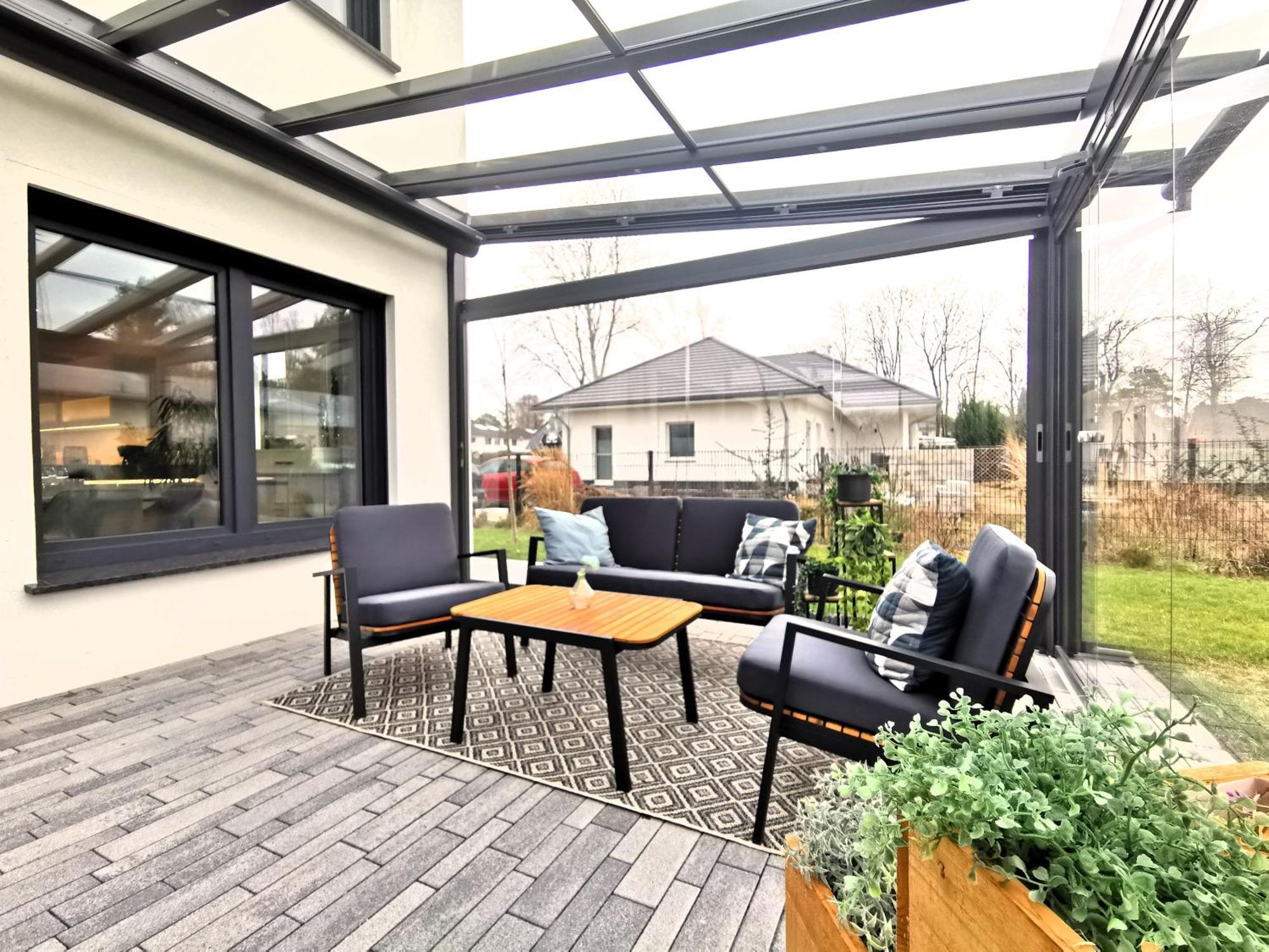 Bohnapartments Luxury Villa Berlin - 210Qm - Wintergarten - Kamin - 4 Kostenlose Parkplaetze - 6 Schlafzimmer - Neubau - Luxusausstattung Birkenwerder Esterno foto