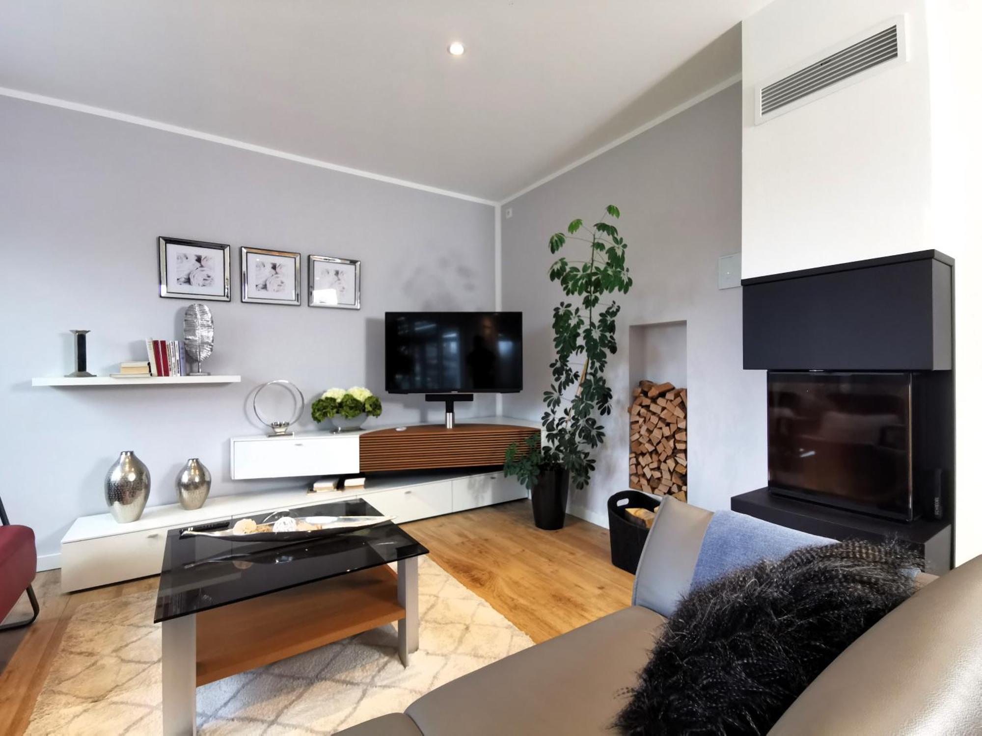 Bohnapartments Luxury Villa Berlin - 210Qm - Wintergarten - Kamin - 4 Kostenlose Parkplaetze - 6 Schlafzimmer - Neubau - Luxusausstattung Birkenwerder Esterno foto