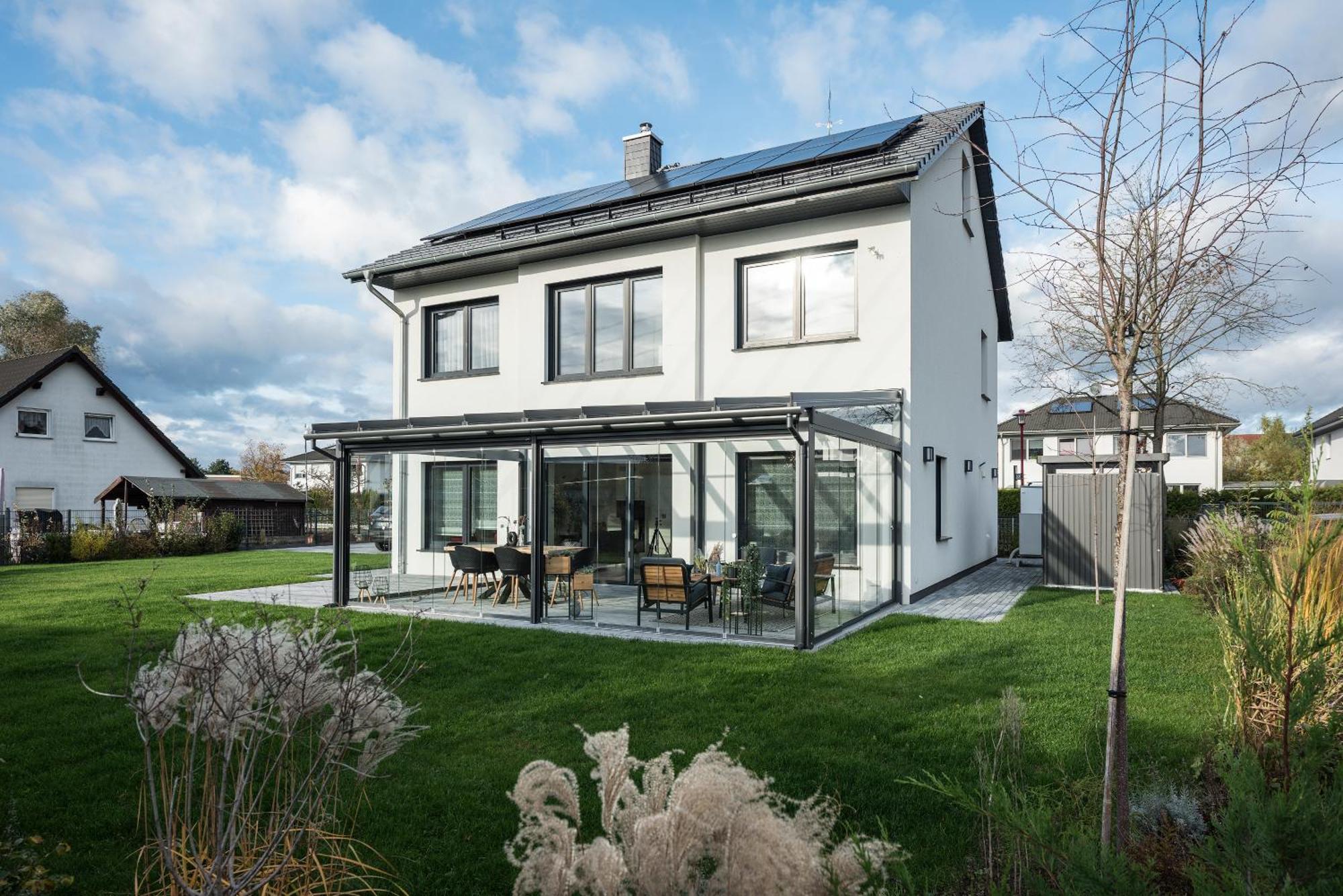 Bohnapartments Luxury Villa Berlin - 210Qm - Wintergarten - Kamin - 4 Kostenlose Parkplaetze - 6 Schlafzimmer - Neubau - Luxusausstattung Birkenwerder Esterno foto